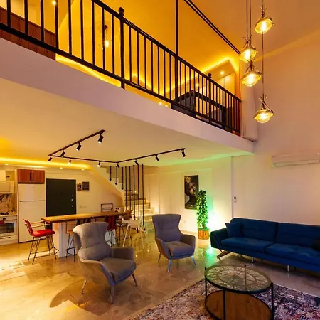 Yakut Kalkan'da Jakuzili Muhafazakar Balayi Villasi Apartament *